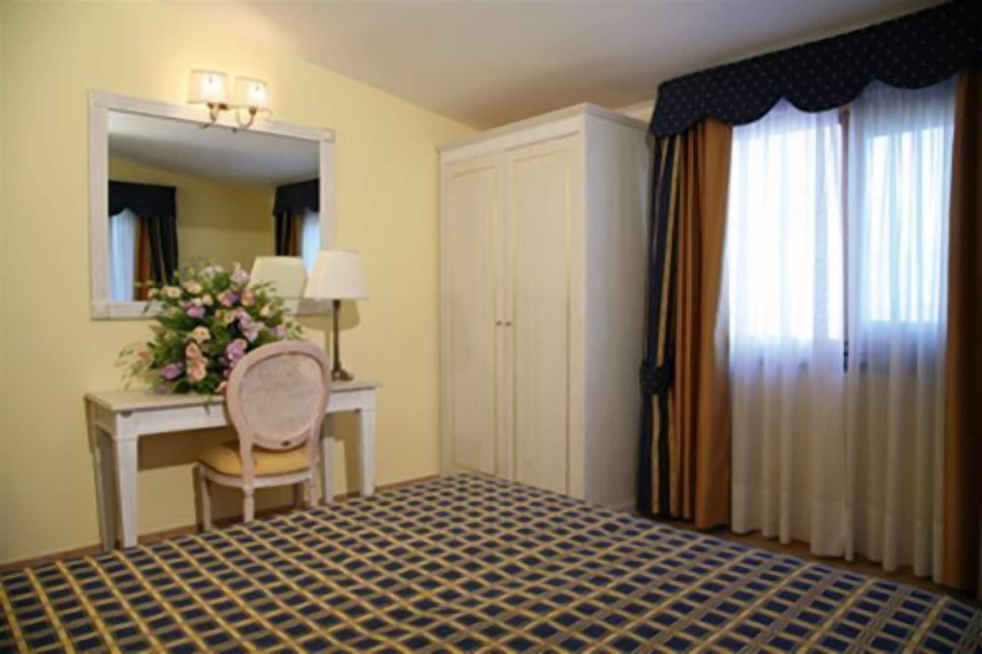 Hotel La Vue D'Or Сорренто Экстерьер фото