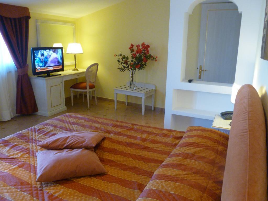 Hotel La Vue D'Or Сорренто Экстерьер фото